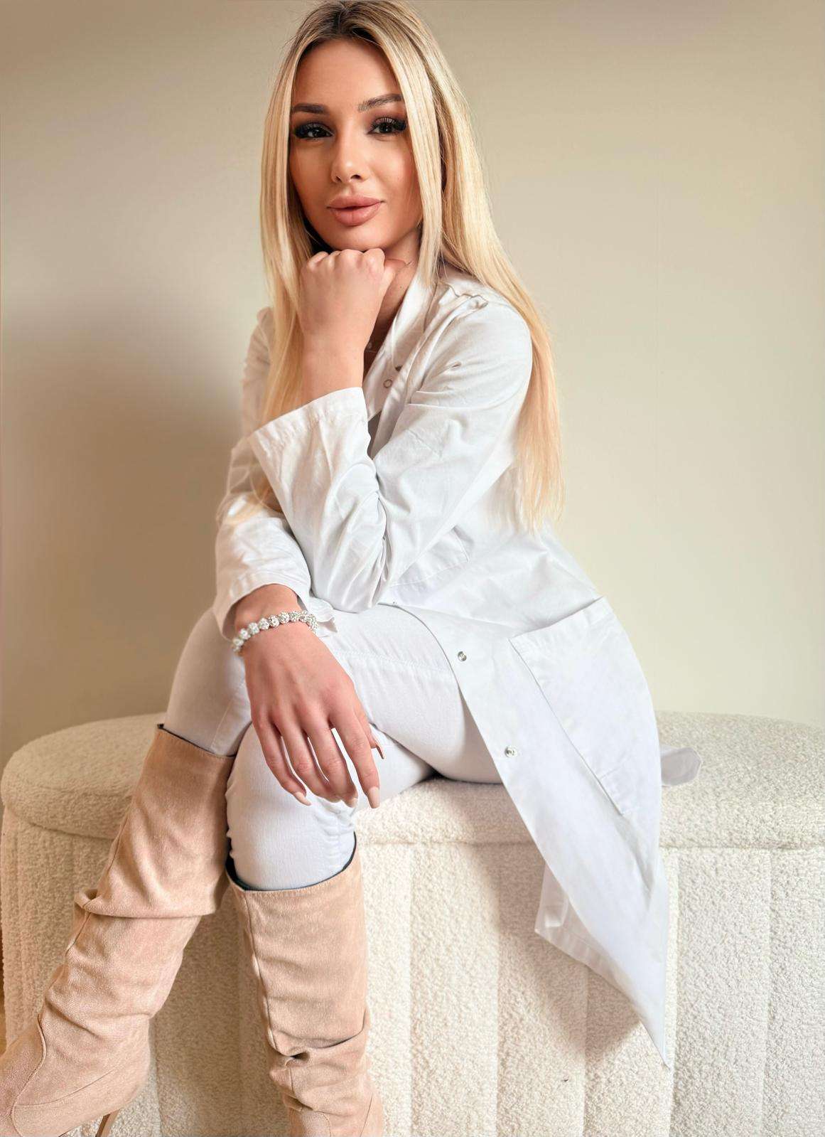 Vanessa - Beauty Spezialistin